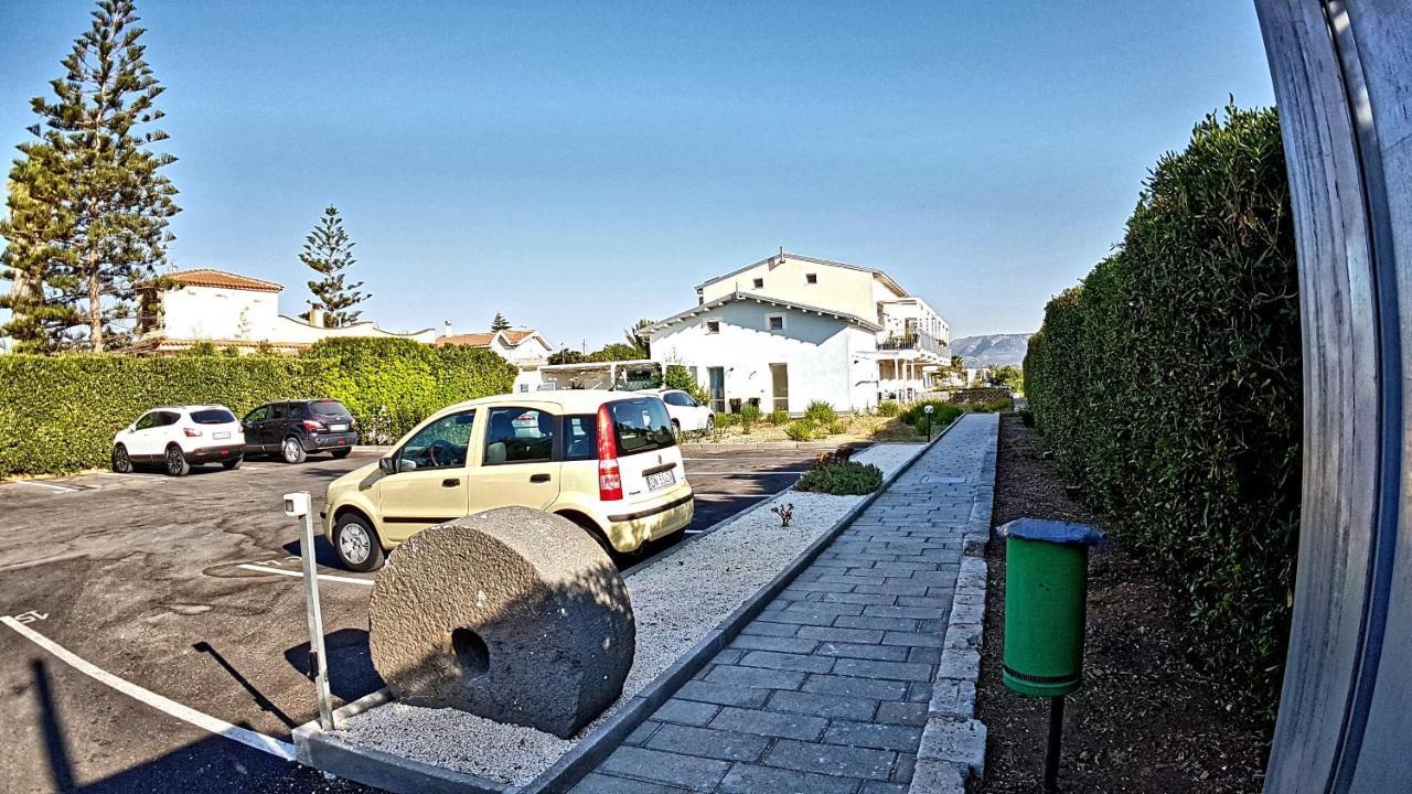 Asinaro Residence - Fronte Mare Calabernardo Zewnętrze zdjęcie